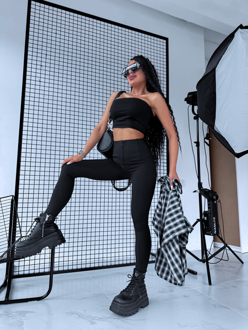 TOPS DĀVANĀ + KORIĢĒJOŠI legingi "BLACK GOLD" - MELNI PRE-ORDER